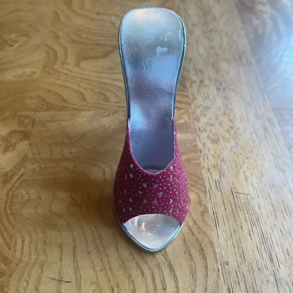 SILVER & Red Diamond High Heel Bottle Opener!